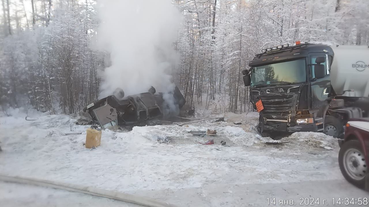 В смертельном ДТП в Горном районе столкнулись грузовик и УАЗ