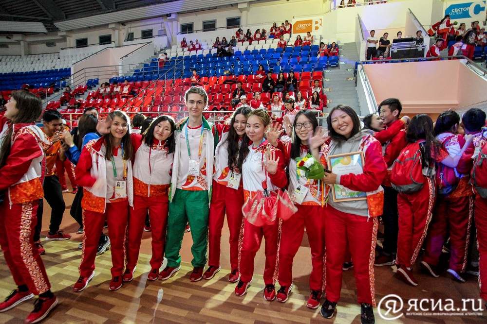 Более пяти тысяч человек пожелали стать волонтерами на играх «Дети Азии» в Якутске