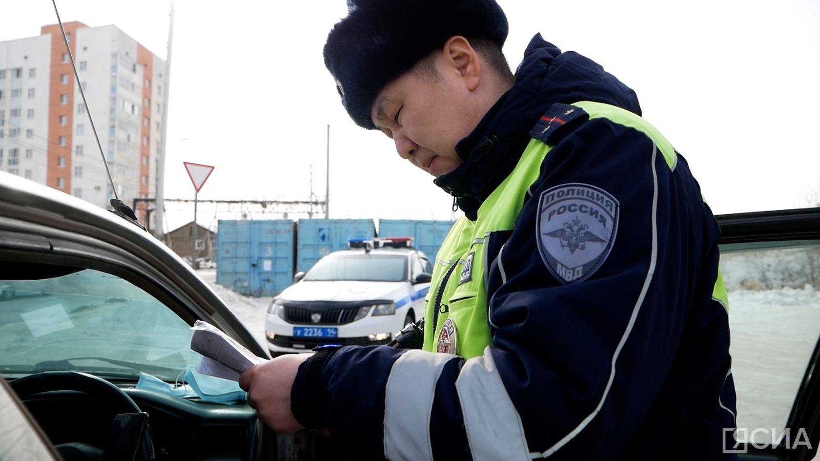 «На страже»: патруль ГИБДД на улицах Якутска