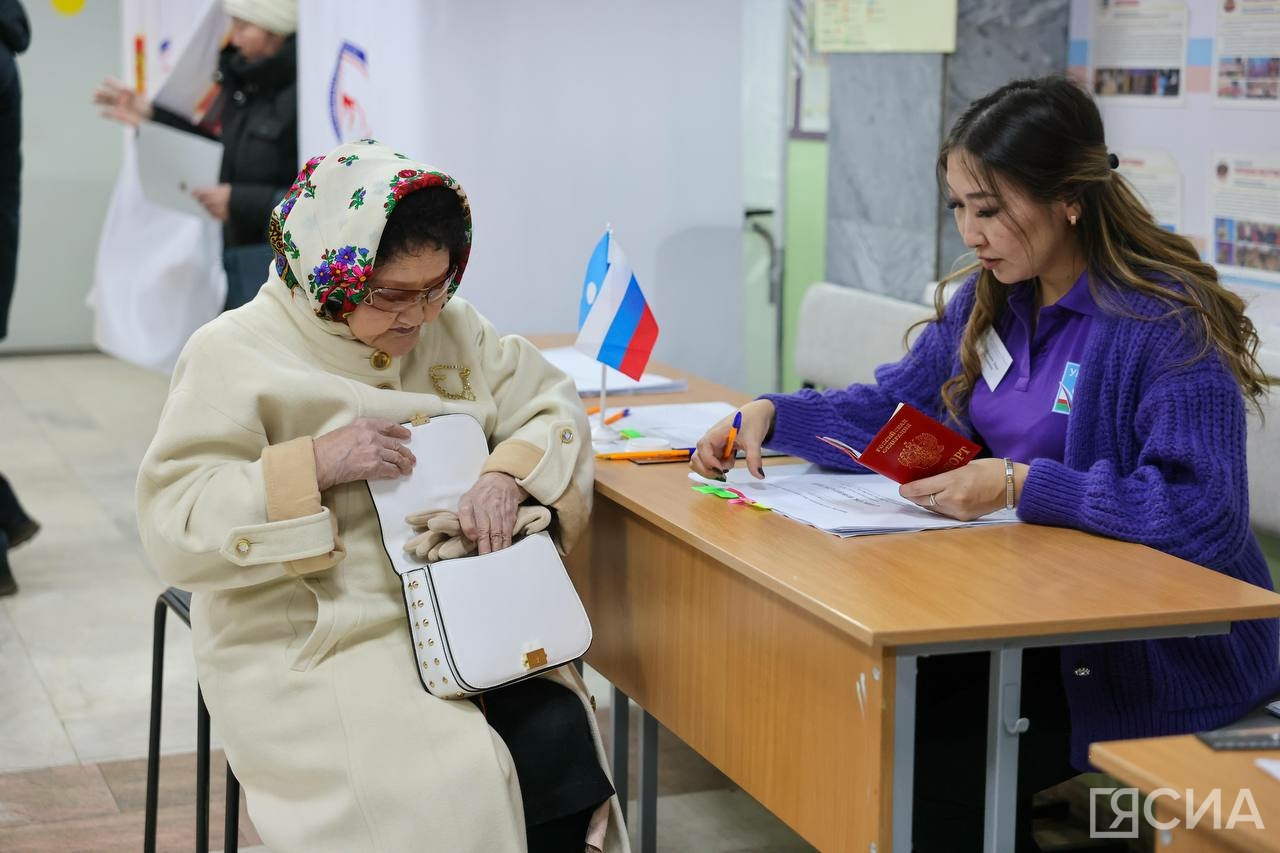 Первый вице-премьер Якутии Джулустан Борисов проголосовал на выборах  президента России | 15.03.2024 | Якутск - БезФормата