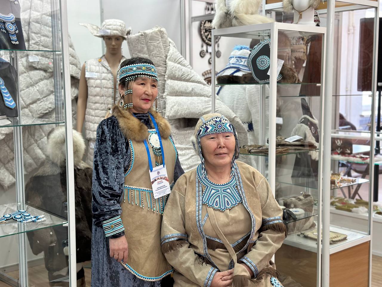 В Доме дружбы народов в Якутске открылась выставка «Мир Арктики — 2024»