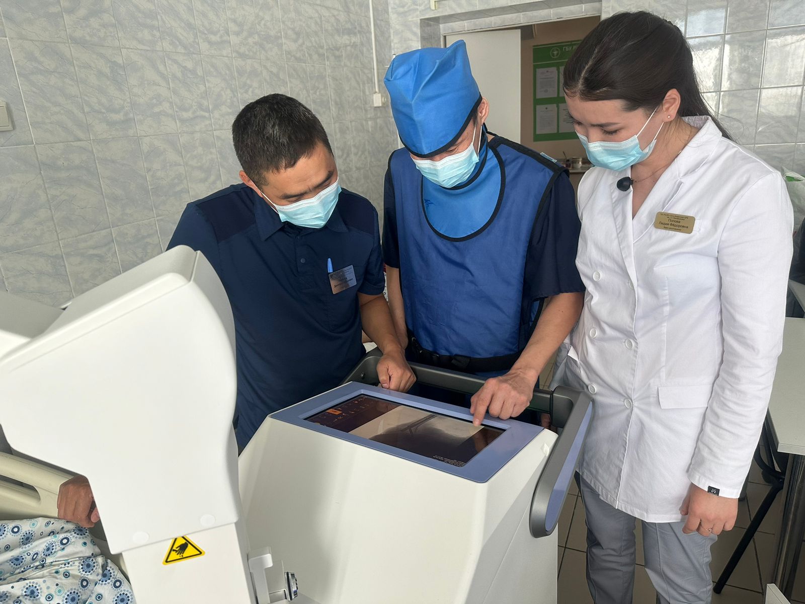 В Усть-Алданскую центральную больницу поступил мобильный рентген-аппарат «Парус»