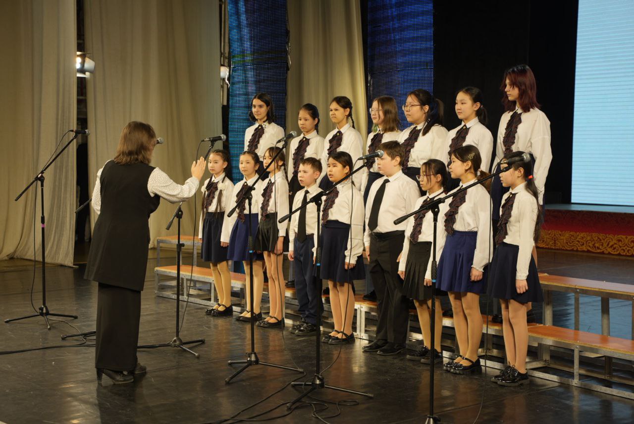 Конкурс молодых хоровых коллективов «Песни моей страны» прошёл в Якутске