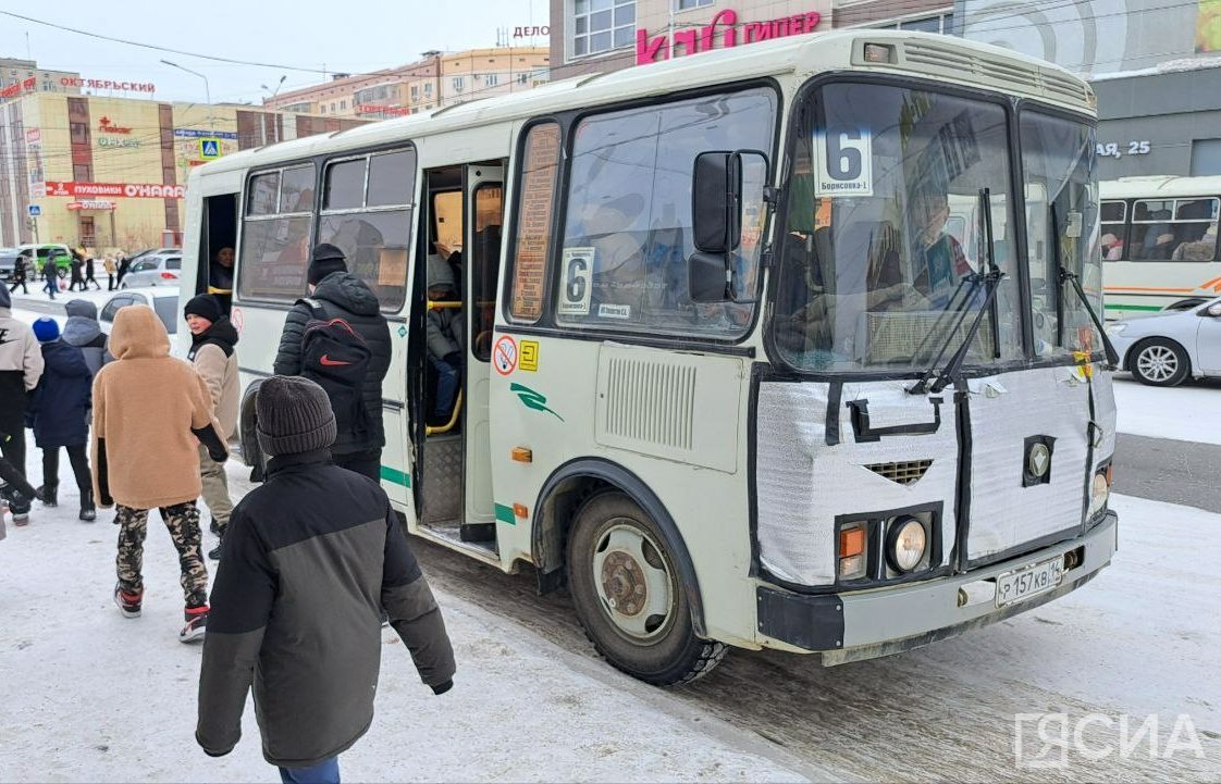 В автобусах Якутска появятся QR-коды для онлайн-оплаты проезда