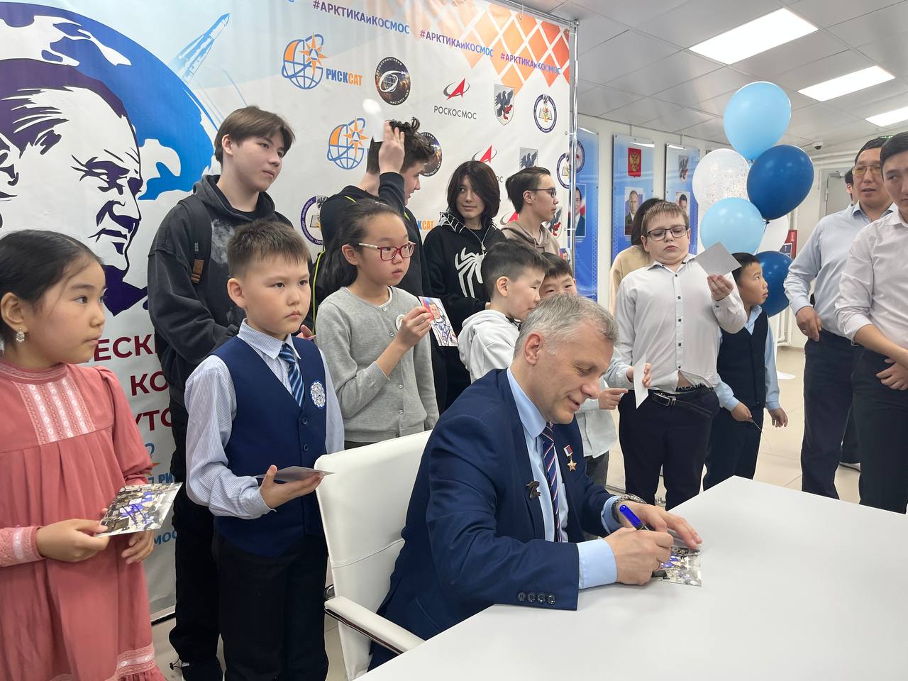 В Якутске школьники встретились с космонавтом, Героем России Андреем Борисенко