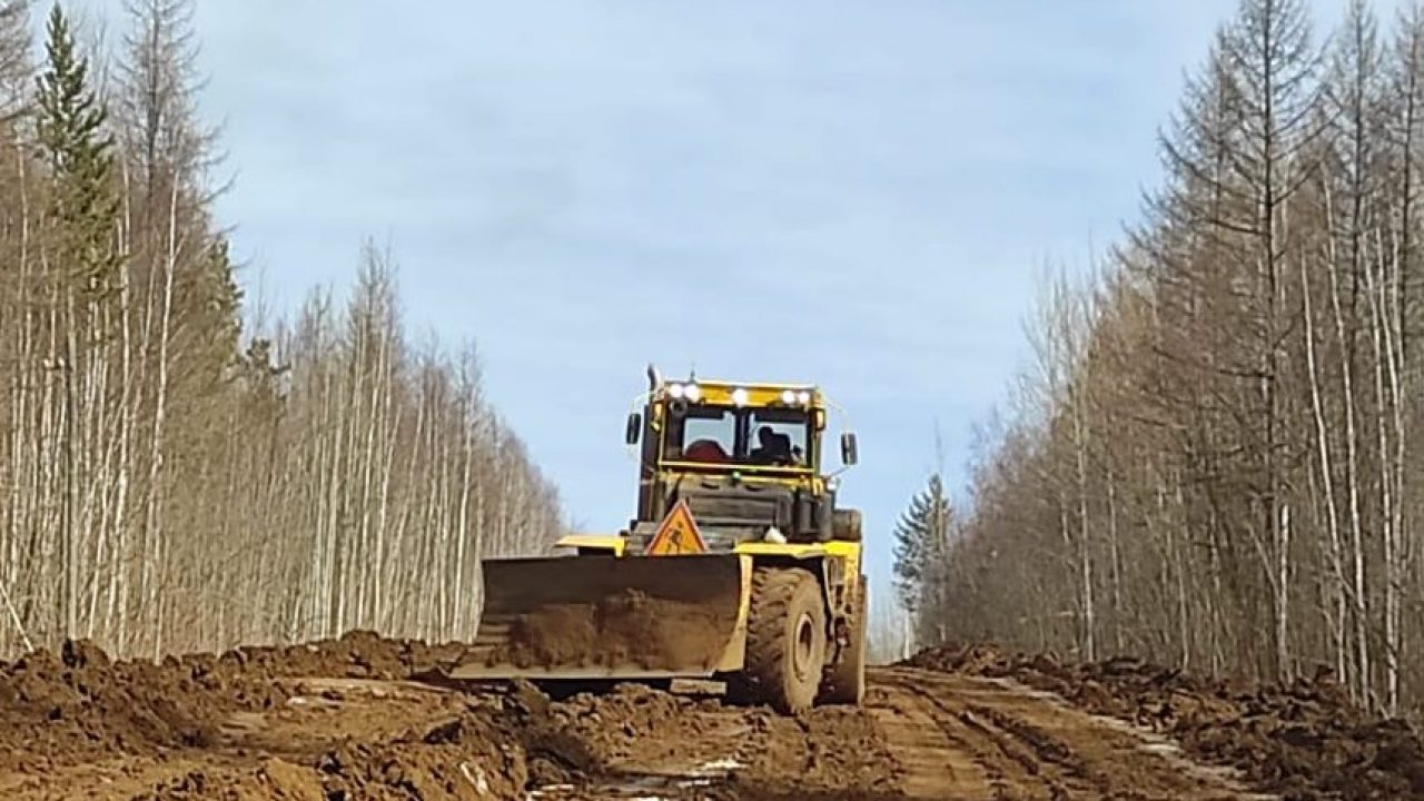 В Якутии на трех региональных дорогах ограничили движение транспорта — ЯСИА