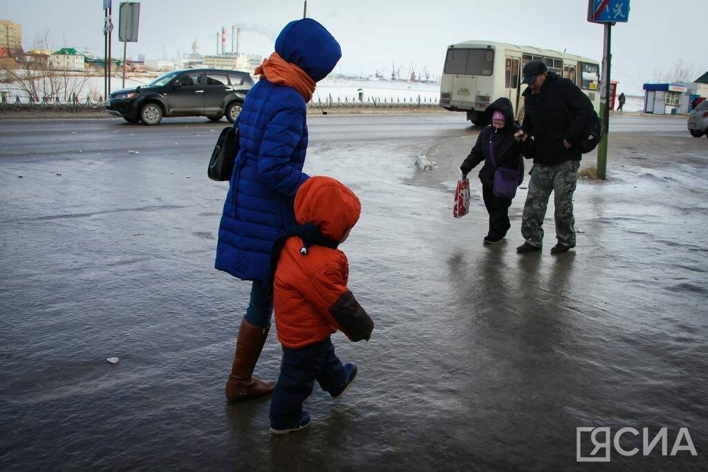 Снегопад, сильный ветер, повышение температуры до +10: прогноз погоды в Якутии на начало апреля