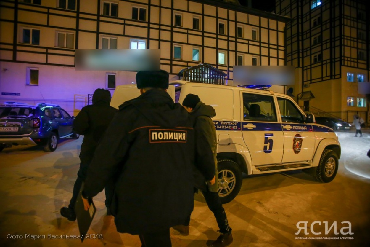 В Якутске полицейские задержали 25-летнего бутлегера