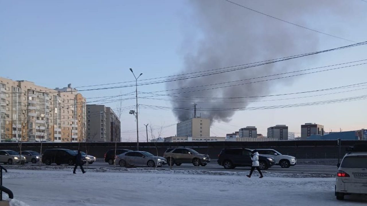 На улице Крупской в Якутске произошёл пожар — ЯСИА