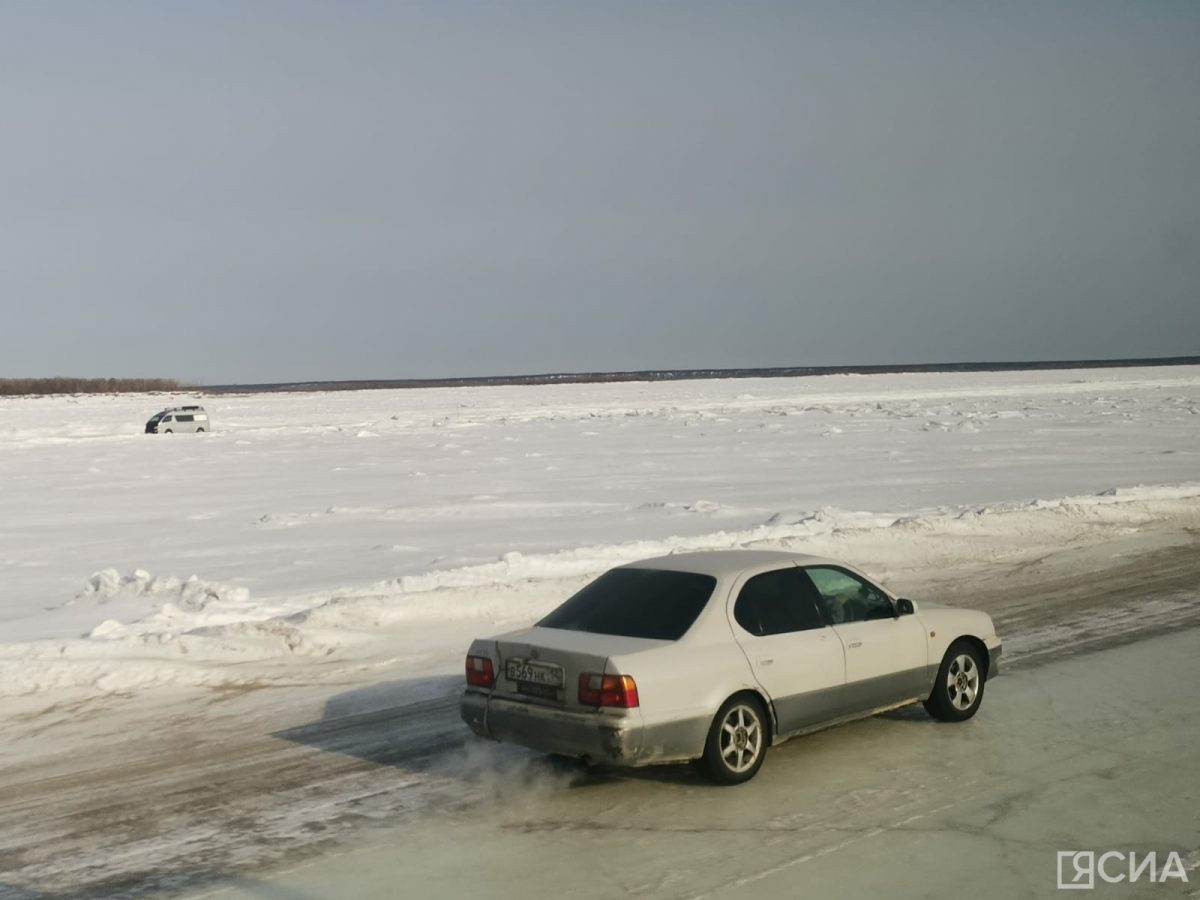 О сроках закрытия ледовых переправ и автозимников в Якутии сообщили в Минтранспорта