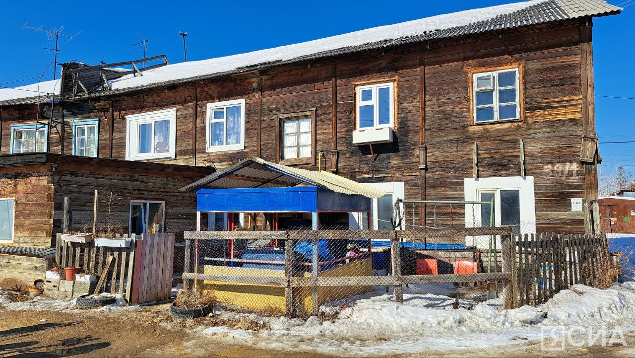 В 17-м квартале Якутска открылся выездной офис по переселению из аварийного жилья