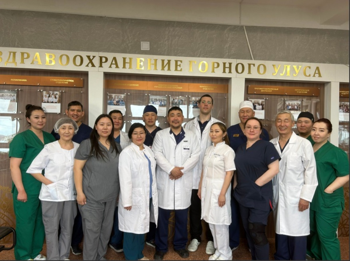 Мобильные хирурги планируют провести порядка 50 операций в Горном районе Якутии