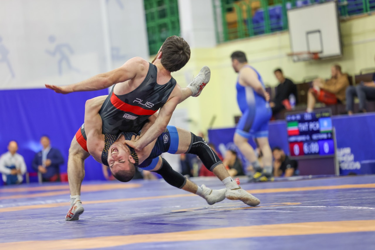 В Якутске завершился чемпионат России по вольной борьбе памяти Михаила Николаева