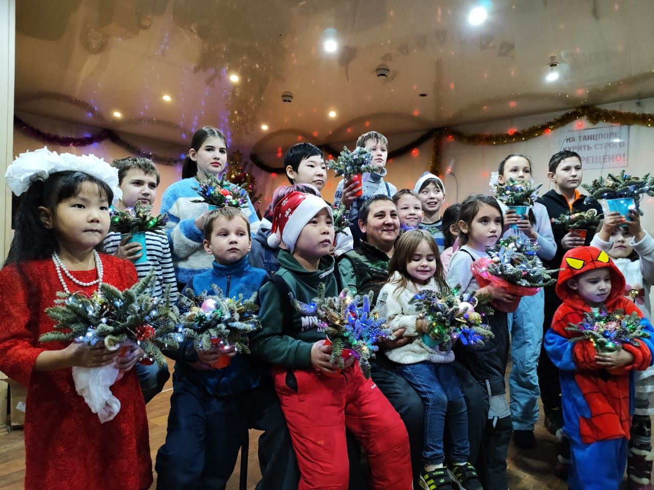 В социальной столовой проводится большое количество мероприятий, посвящённых различным праздникам. Фото: Марина Тугова