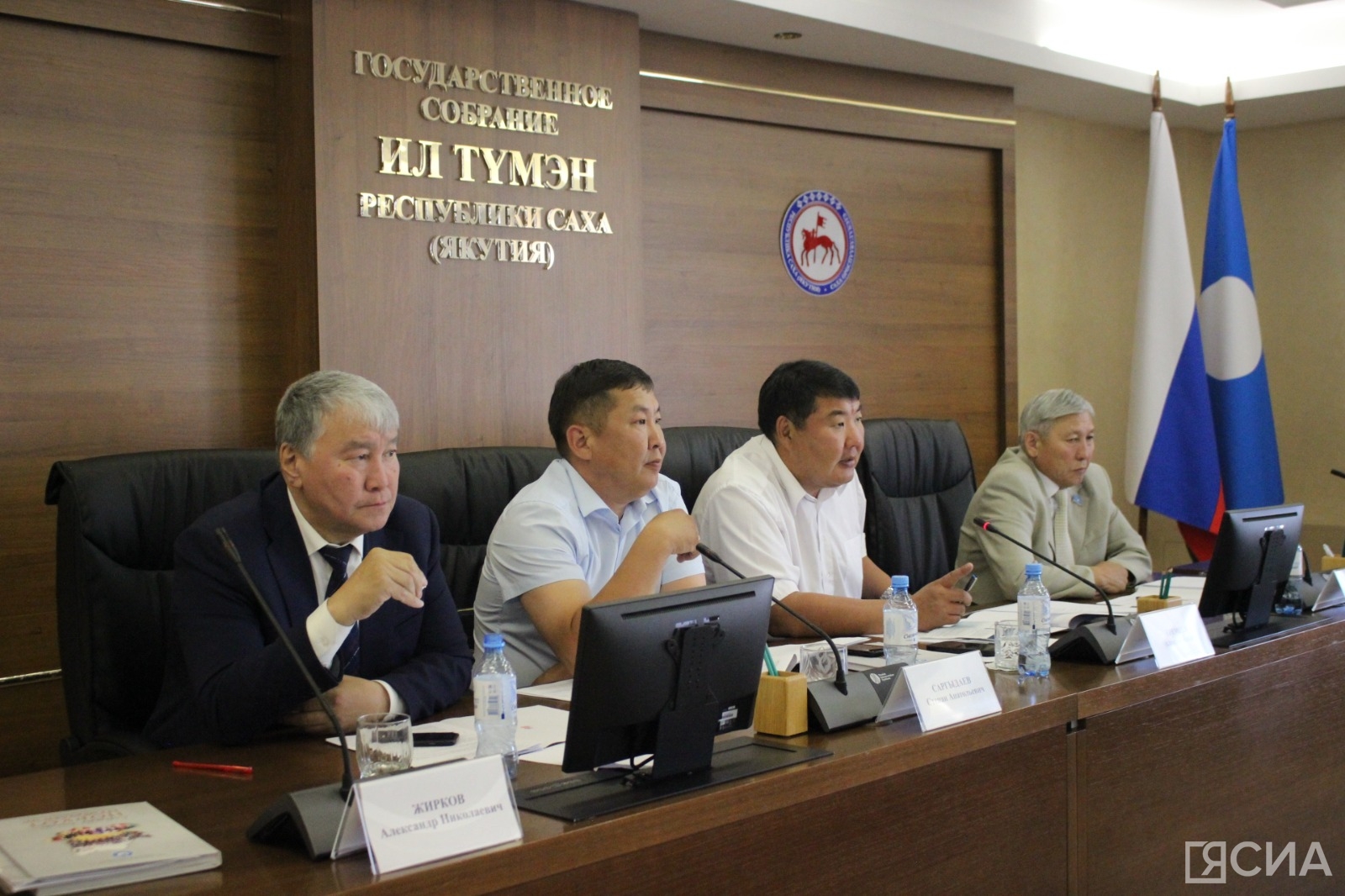 В Ил Тумэне обсудили актуальные вопросы муниципальных образований