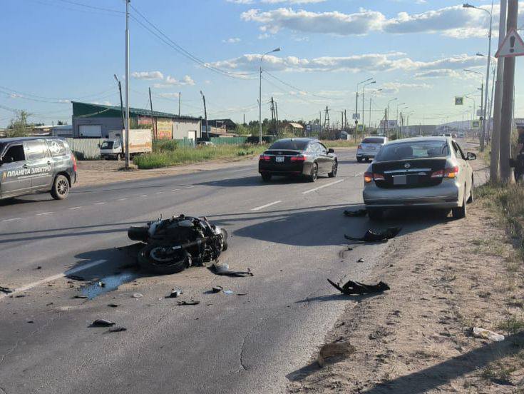 В Якутске за вечер произошло два ДТП из-за столкновения автомобилей с мотоциклами