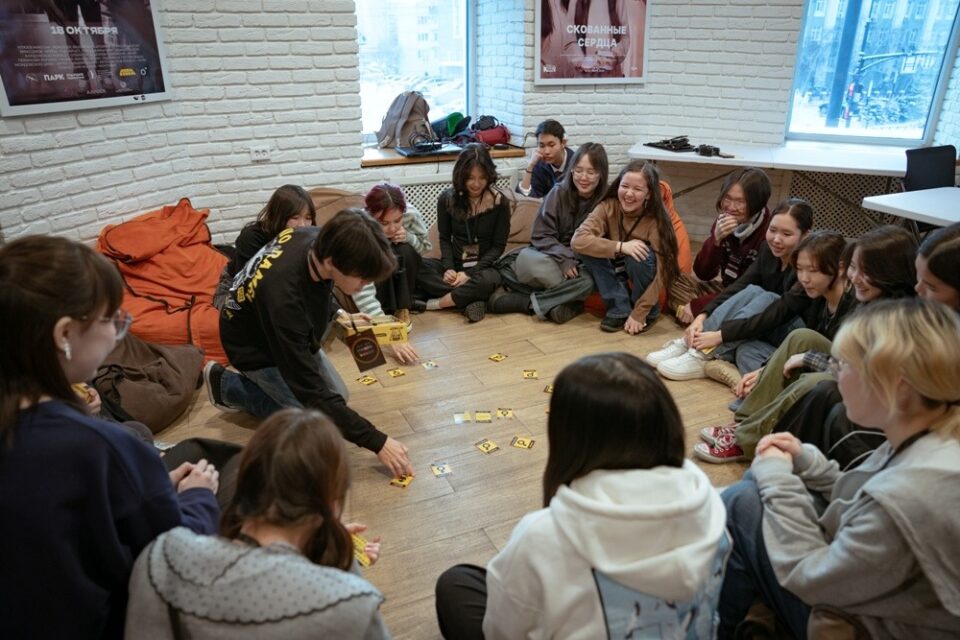 В Якутске стартовал творческий Медиахакатон для подростков