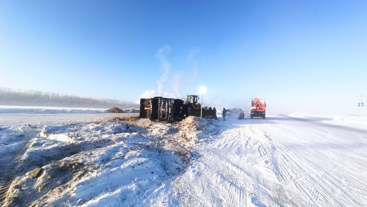 Четыре человека пострадали в результате ДТП в Якутске за сутки