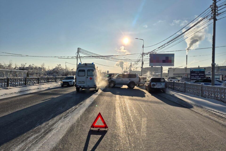 В Якутске за прошедшие выходные произошло 13 ДТП