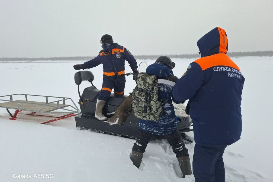 В Нюрбинском районе Якутии спасли охотника, который мог получить обморожение