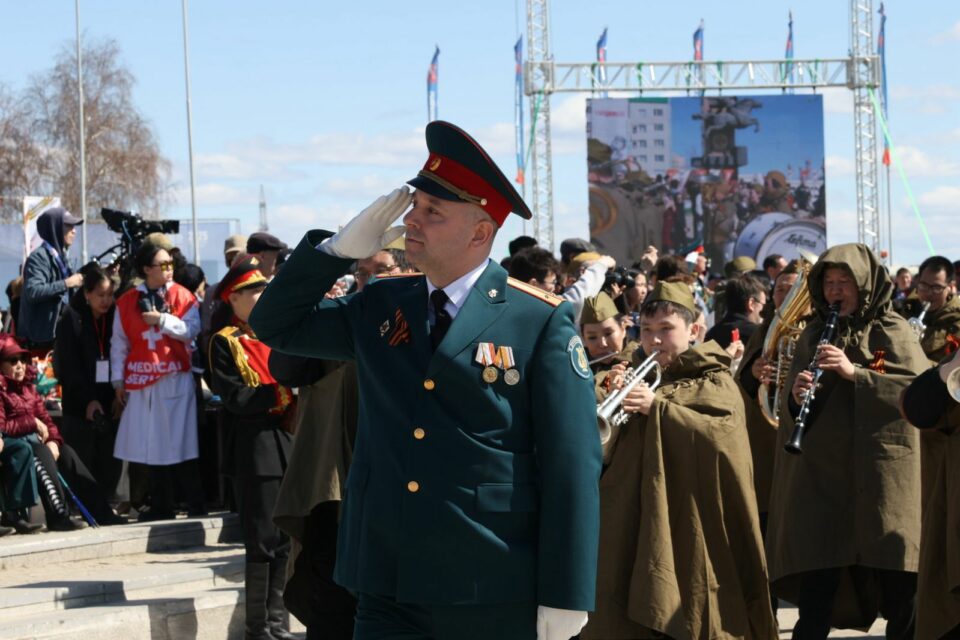 В Якутске состоялось военно-патриотическое шествие в честь 80-летия Победы