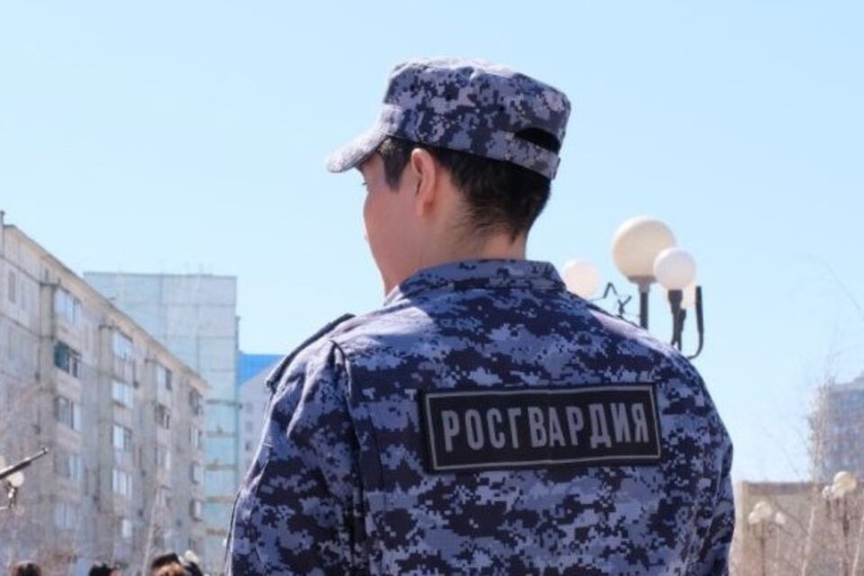 Росгвардейцы в Якутии задержали трех человек в розыске