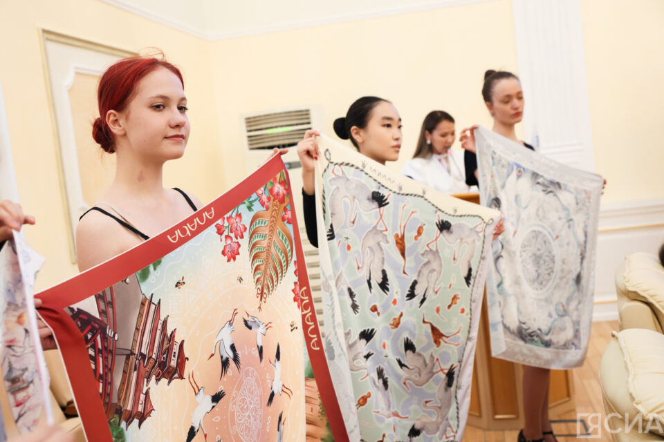 В Якутске наградили победителей конкурса «Белый мир Арктики через призму детской книги»