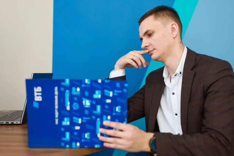 Зумеры оценили карты ВТБ