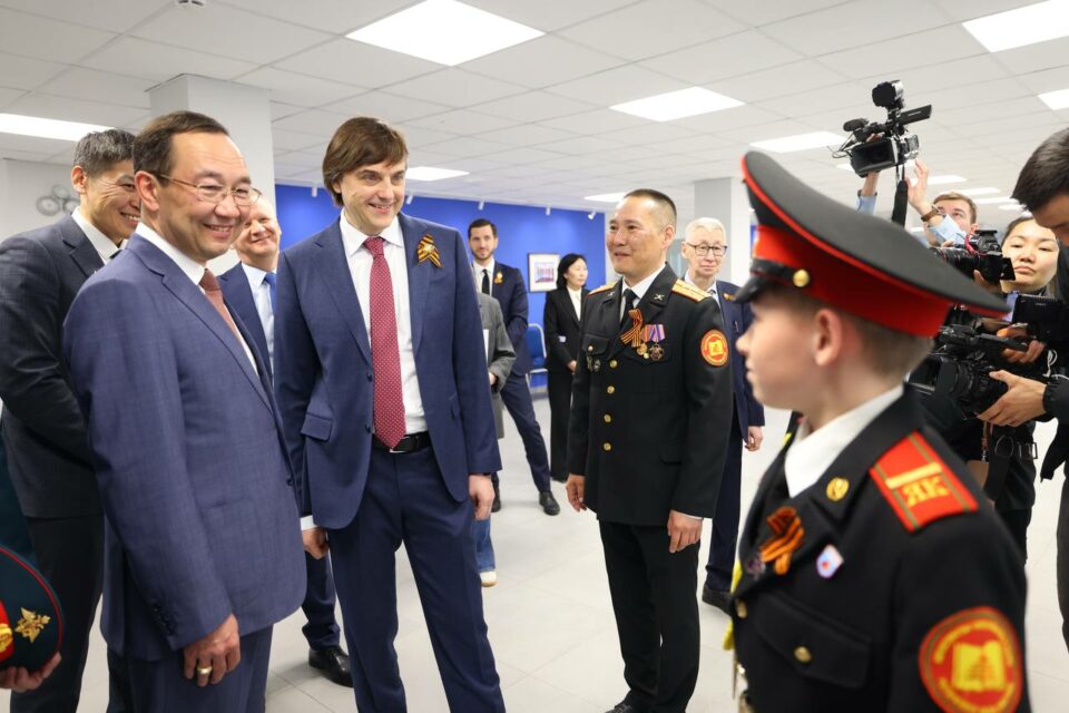 Айсен Николаев рассказал о главных итогах визита министра просвещения в Якутию