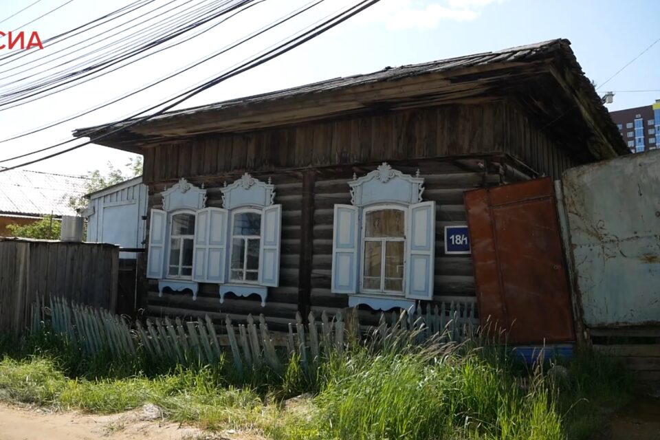 Давайте разберемся: как в Якутске сохраняют деревянное зодчество