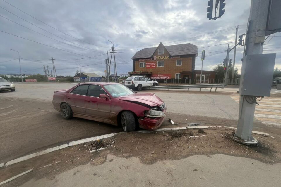 В Якутске за выходные произошло 13 ДТП, один человек пострадал