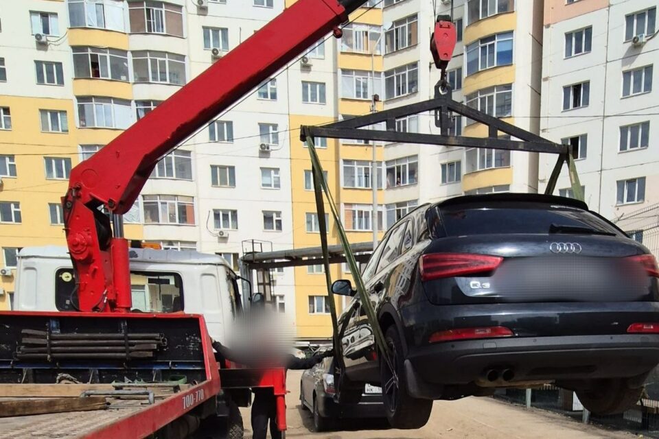 Якутянка лишилась Audi из-за долгов по кредитам