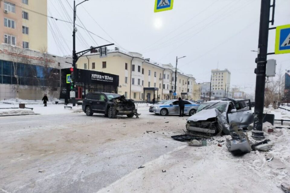 Дело о ДТП, в котором погибли директор Театра танца Якутии и его родные, направлено в суд