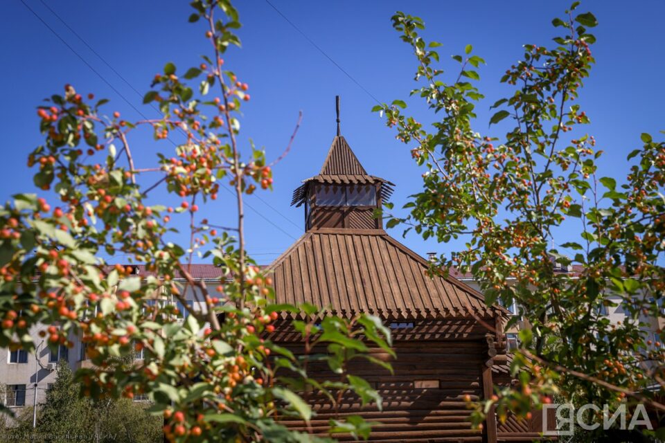 Айсен Николаев поздравляет с Днем города Якутска