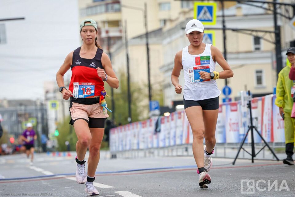 В Якутске стартовал чемпионат России по бегу на 100 км