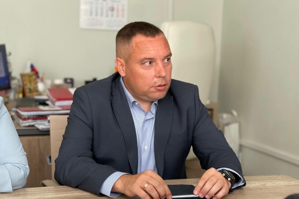 Герой России Дмитрий Куценко начал стажировку в министерстве труда и соцразвития Якутии
