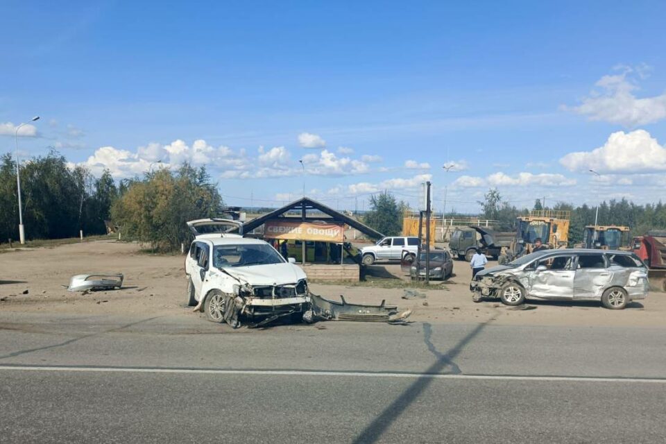 В Якутске за сутки произошло 7 ДТП, пешеход и два пассажира получили травмы