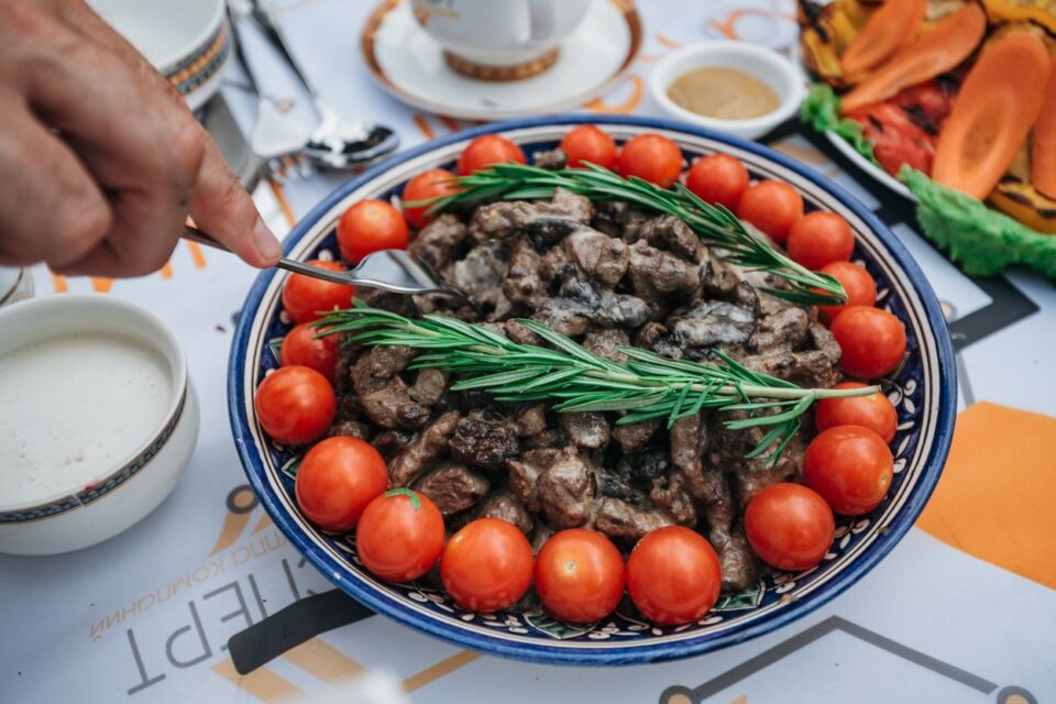 Фоторепортаж с фестиваля-конкурса «Полевая кухня» в Якутске