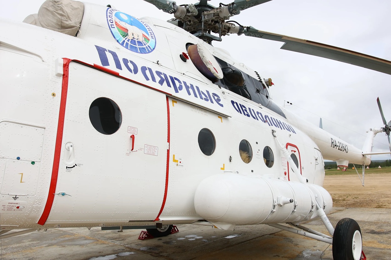 вертолет, Полярные авиалинии