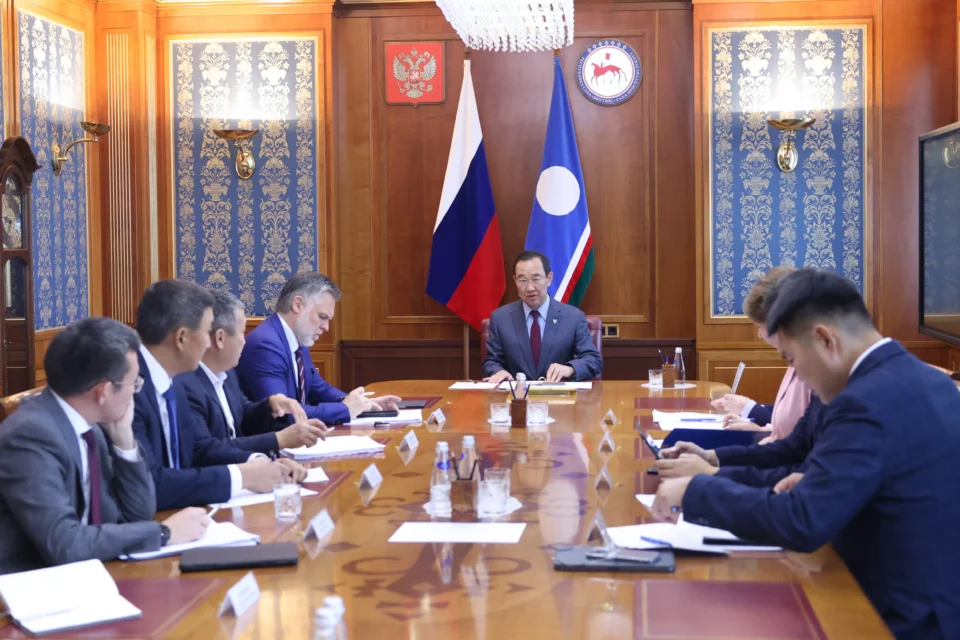 Айсен Николаев подвел итоги работы правительства Якутии на ВЭФ-2025