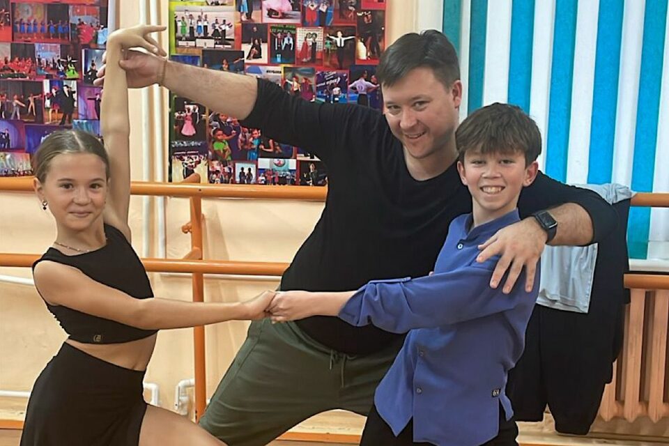 Тренер Андрей Просвирнин отметил значение всероссийских соревнований в Якутске для юных танцоров