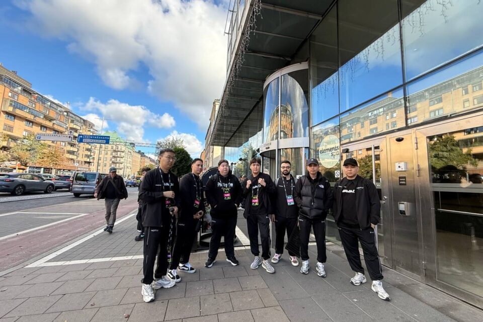 Киберспортсмены из Якутии вышли в основную стадию ESL Pro League Season 22