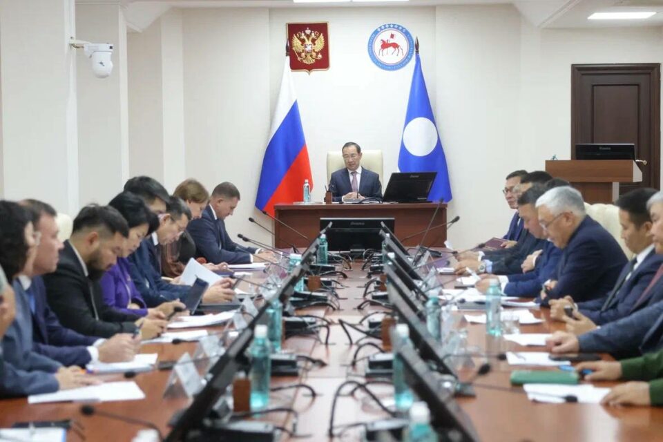 117 единиц техники и 120 тонн гуманитарных грузов направила Якутия в зону СВО