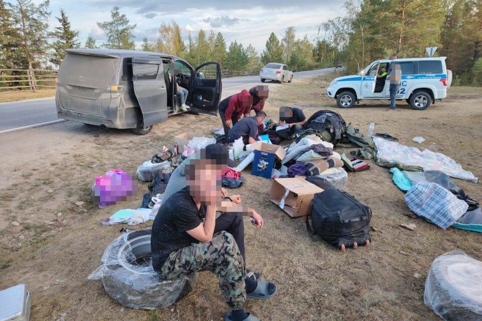 Нелегальные старатели пытались вывезти из Якутии золото на 14 млн рублей