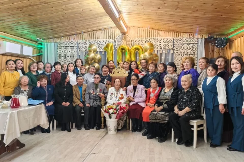 Жительнице Горного улуса Якутии Марии Тарасовой исполнилось 100 лет