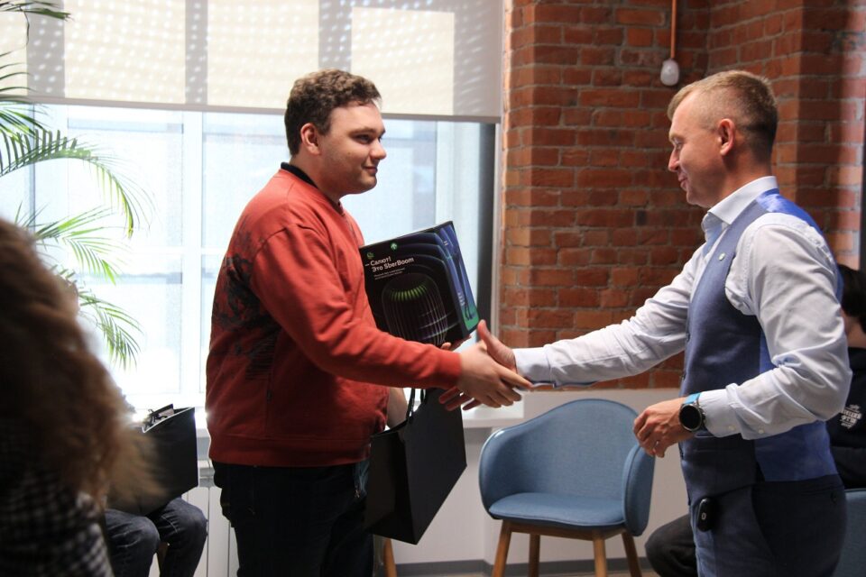 Сбер пригласил на работу победителей международной студенческой олимпиады по программированию