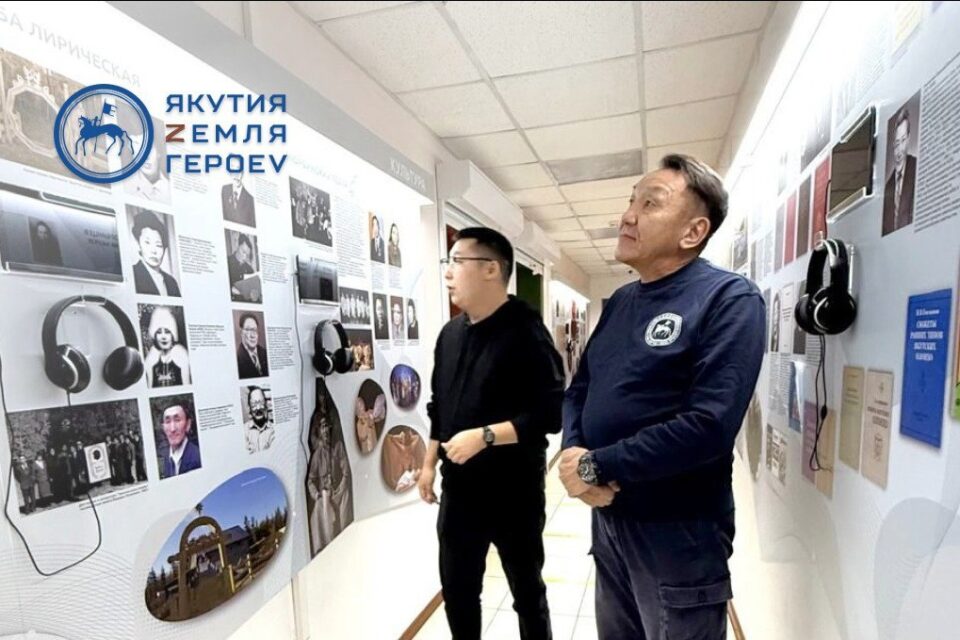 Участник «Якутия – Земля героев» проходит стажировку в администрации Нюрбинского района