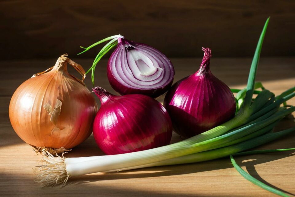 Врач назвала продукты, которые могут вызвать неприятный запах тела