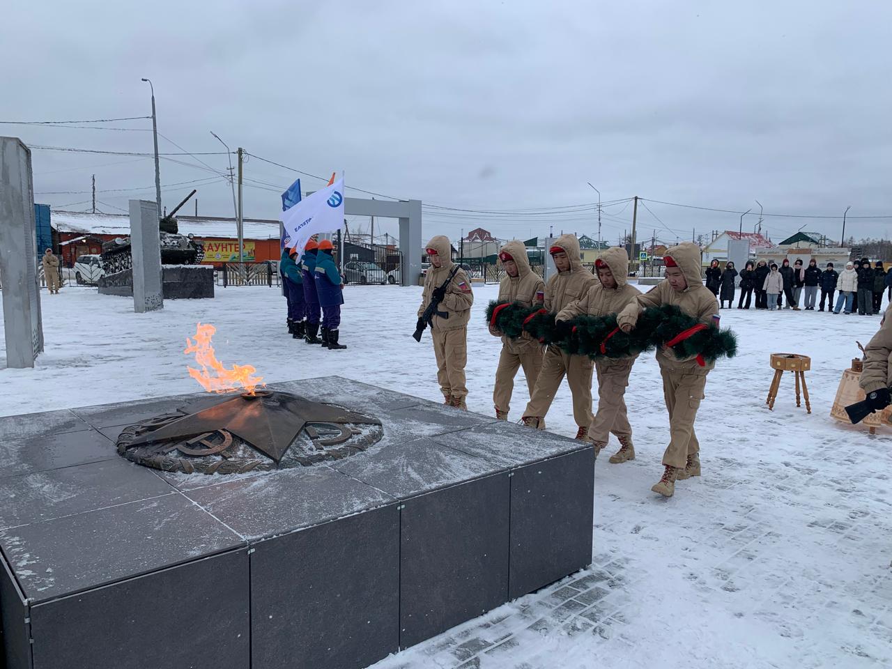 В селе Бердигестях зажгли Вечный огонь в память о героях Великой Отечественной войны