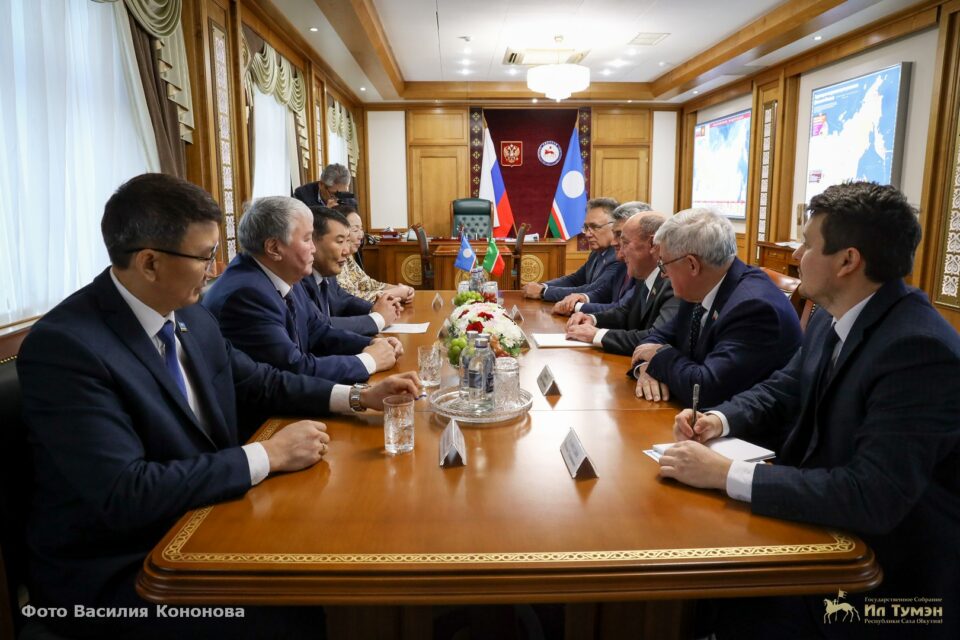 Якутия и Татарстан обсудили вопросы укрепления сотрудничества заксобраний